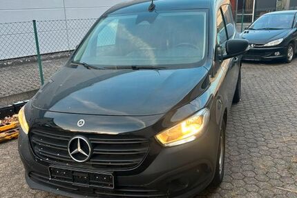 Mercedes-Benz Citan 48.677 km 15.900 &euro; Köln 51149