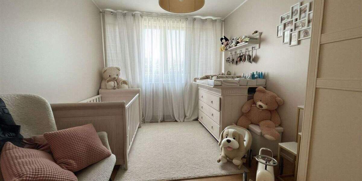 Etagenwohnung Hennef - 3 Zimmer, 108 m&sup2;, 299.000&euro; | Angebot:25739497