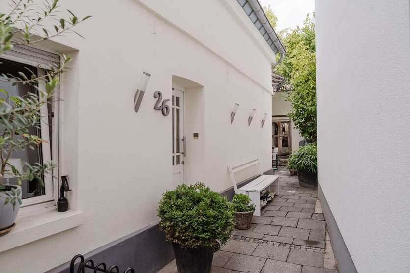 Haus zum Kaufen in Köln 1.425.000 € 204 m²