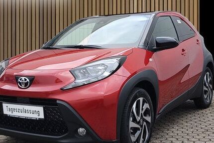 Toyota Aygo (X) 2.710 km 17.111 &euro; Leverkusen 51381