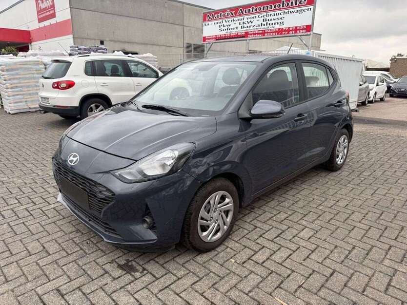 i10