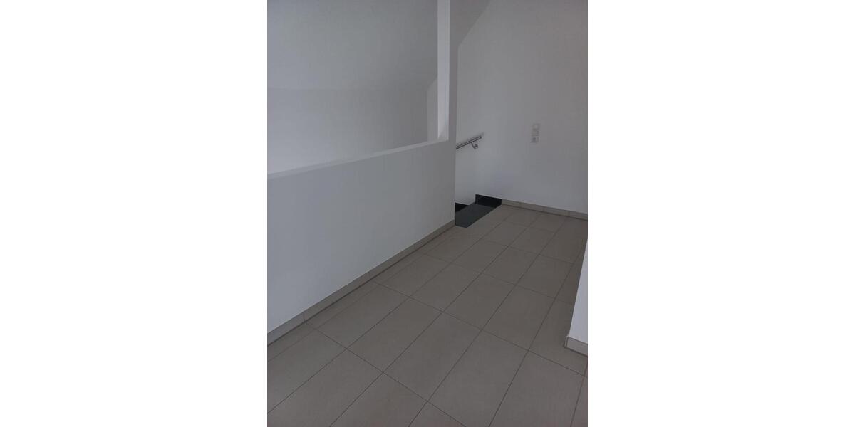 Maisonettenwohnung Brühl - 2 Zimmer, 87 m&sup2;, 1.150&euro; | Angebot:25398274