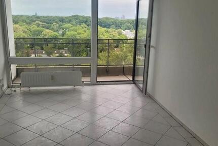 Wohnung Köln Lindenthal - 3 Zimmer, 20 m&sup2;, 550&euro; | Angebot:25207108