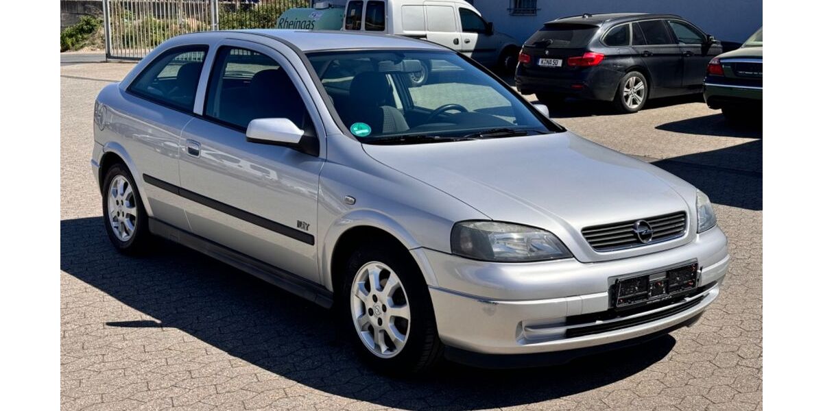 Opel Astra 71.300 km 4.950 &euro; Bornheim 53332
