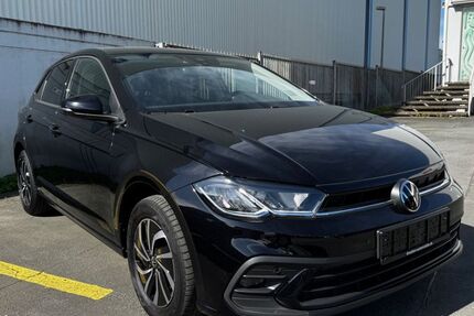 VW Polo 19.000 km 13.950 &euro; Solingen 42699