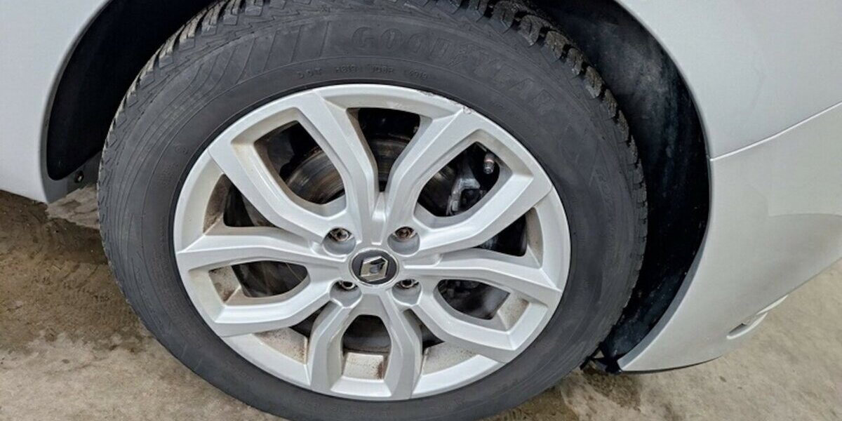 Renault Clio Navi Klimatr. LM-Räder Temp 1Hd GARANTIE 1a 45.000 km 12.900 &euro; Erftstadt 50374