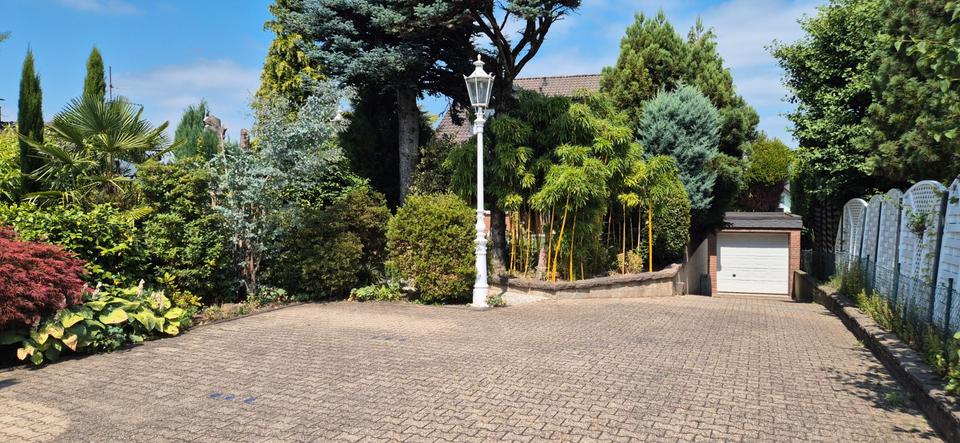 Mehrfamilienhaus, Wohnhaus Leverkusen Bergisch Neukirchen - 9 Zimmer, 270 m&sup2;, 889.000&euro; | Angebot:27096870