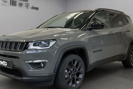 Jeep Compass 43.000 km 24.900 € Bornheim 53332