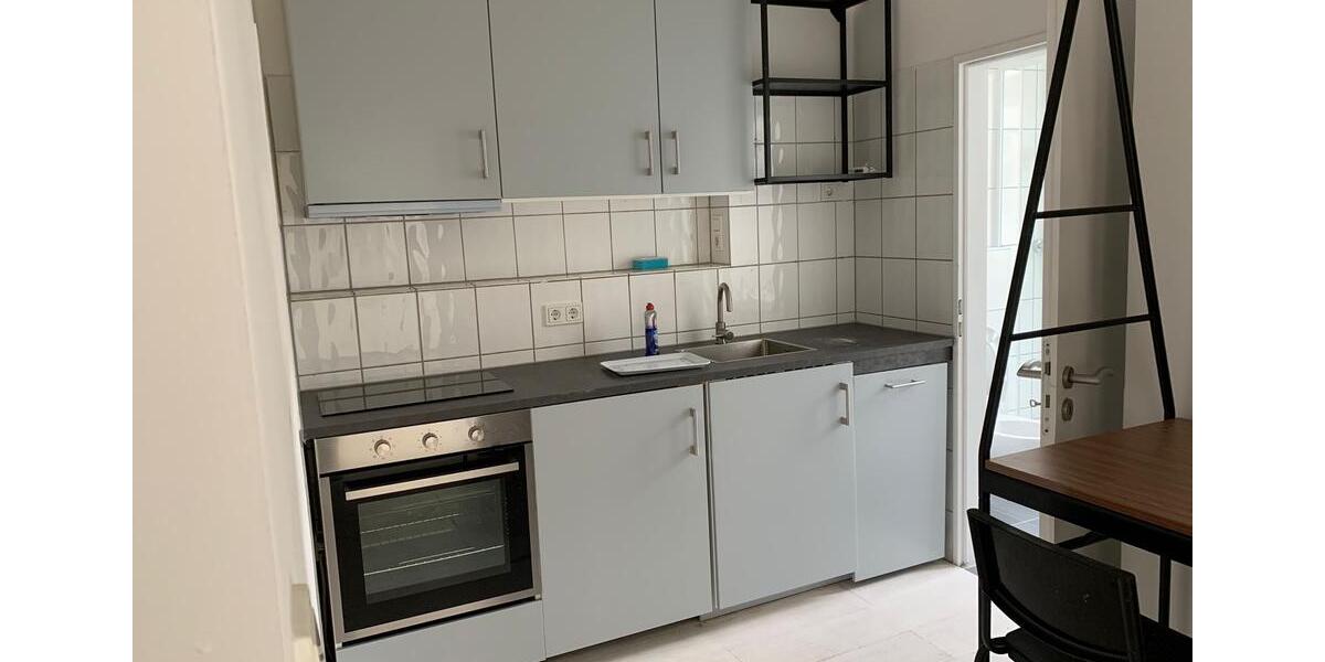 Etagenwohnung Köln Ehrenfeld - 17 Zimmer, 28 m&sup2;, 760&euro; | Angebot:26439659