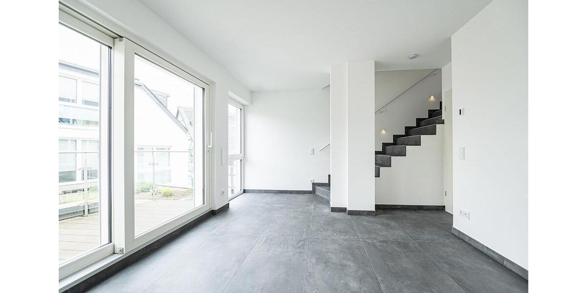 Einfamilienhaus Hilden - 3 Zimmer, 122 m&sup2;, 2.340&euro; | Angebot:23459204