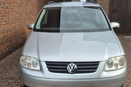 VW Touran 193.000 km 3.499 &euro; Bergheim 50126