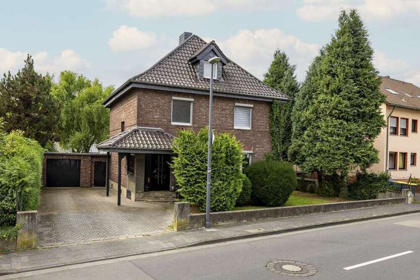 Haus zum Kaufen in Köln 630.000 € 107 m²