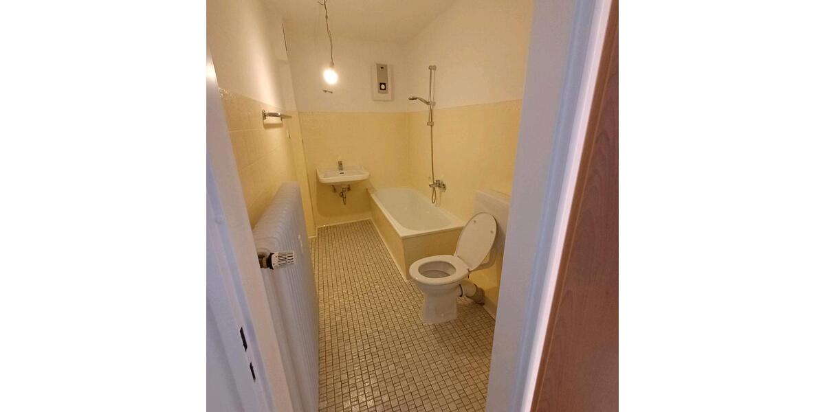 Dachgeschoßwohnung Solingen Ohligs - 2 Zimmer, 51 m&sup2;, 700&euro; | Angebot:25394239