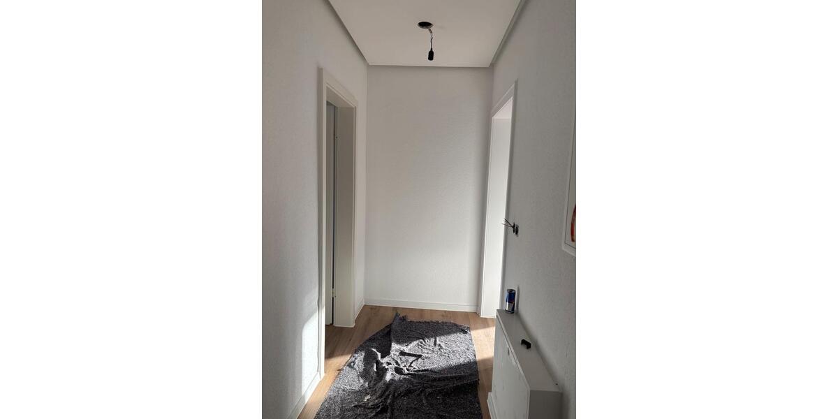 Etagenwohnung Langenfeld (Rheinland) - 2 Zimmer, 72 m&sup2;, 1.170&euro; | Angebot:26335312