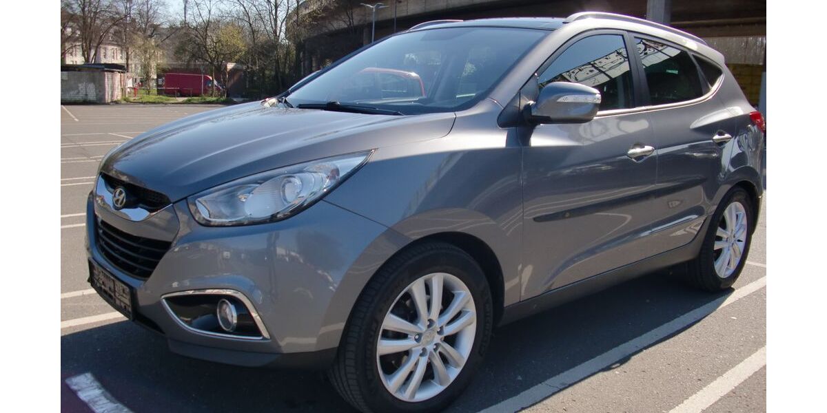 Hyundai TUCSON 196.554 km 6.299 &euro; köln 51149