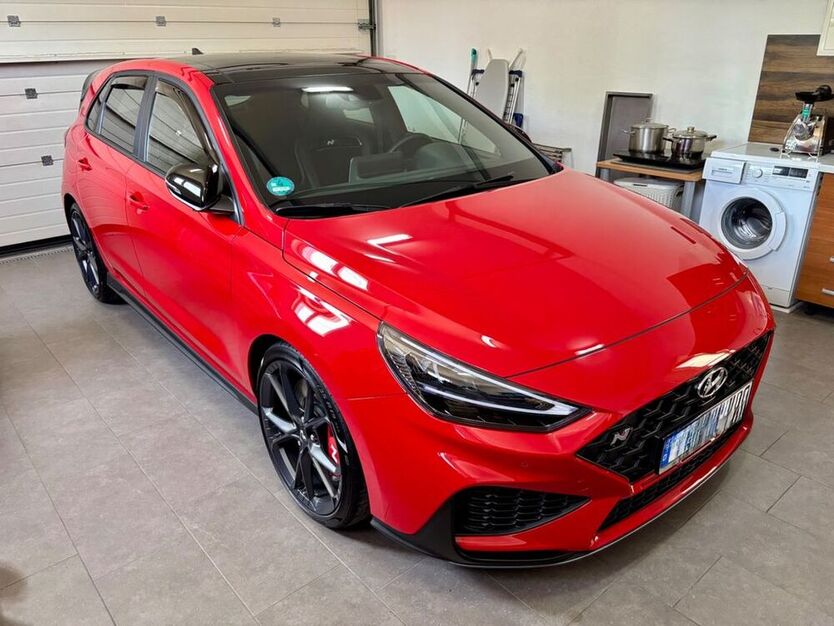 i30
