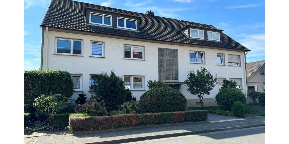 Haus zum Kaufen in Troisdorf 1.200.000 € 476 m² 18 zimmer