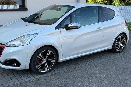 Peugeot 208 100.500 km 8.500 &euro; Leverkusen 51377