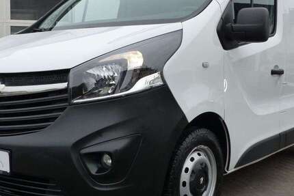 Opel Vivaro 89.800 km 11.950 &euro; Solingen 42699