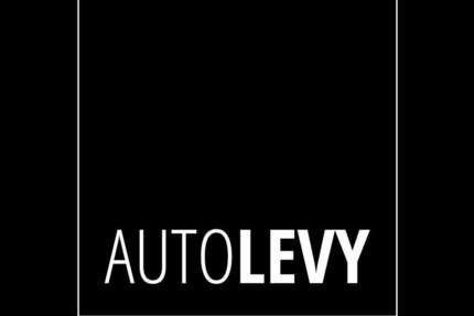 Toyota Auris 113.454 km 13.990 € Düsseldorf 40595