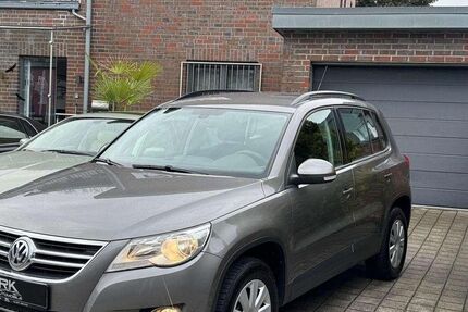 VW Tiguan 204.000 km 5.500 &euro; Solingen 42651
