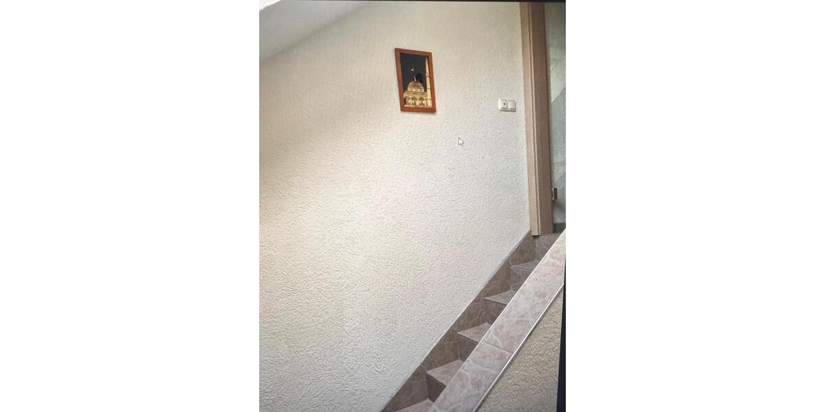 Dachgeschoßwohnung Bergisch Gladbach Gronau - 3 Zimmer, 70 m&sup2;, 1.100&euro; | Angebot:25274240