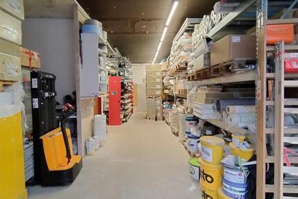 Für Ihren Betrieb Hallenfläche mit Büro und 3 Stellplätzen, verkehrsgünstige Lage - Gewerbeobjekt Köln Mülheim | Angebot:19160030