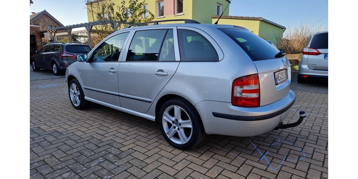 Skoda Fabia 389.000 km 2.200 &euro; Dormagen 41539
