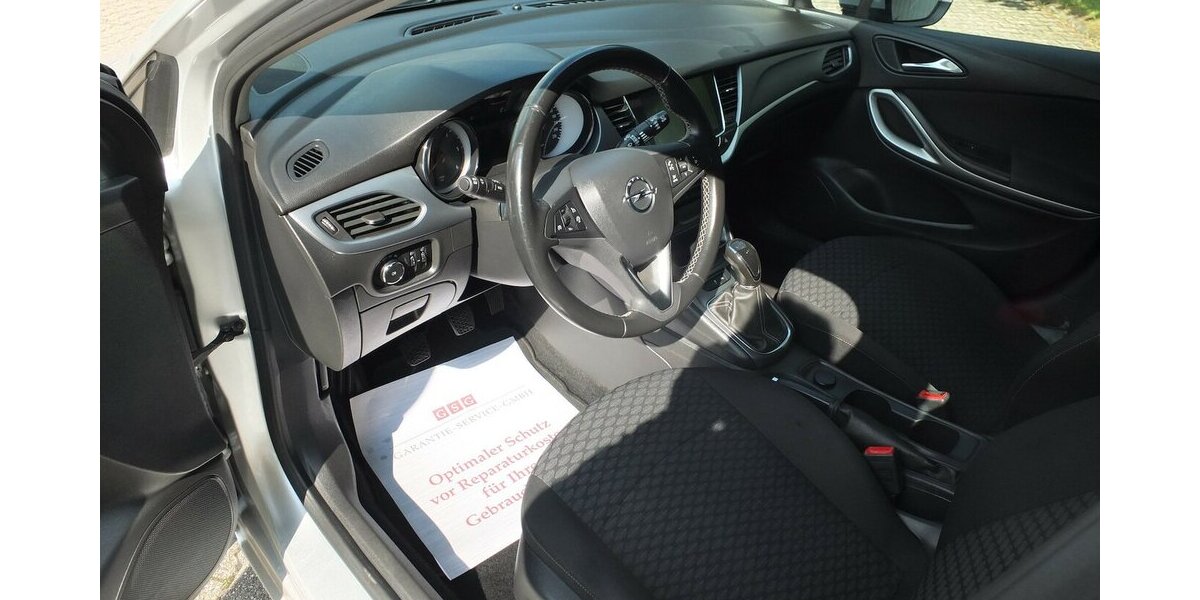 Opel Astra NAVI EINPARKHILFE ALLWETTERREIFEN EURO 6 99.278 km 8.995 &euro; Köln 50858