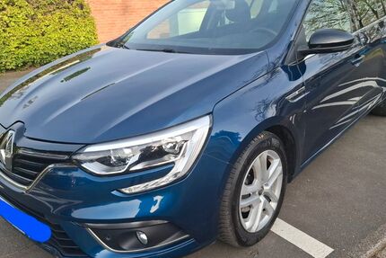 Renault Megane 69.000 km 12.100 &euro; Bonn 53177