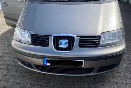 Seat Alhambra 110.000 km 7.900 &euro; Köln 50765
