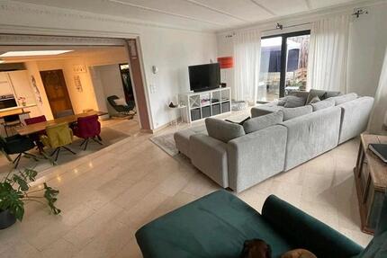 Helle 5- Zimmer Wohnung 125m2 inkl.Garage verfügbar ab März 2026 5 zimmer