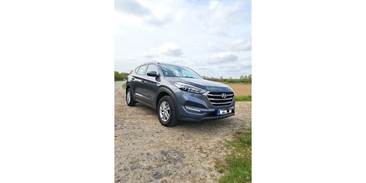 Hyundai TUCSON 107.500 km 13.900 &euro; Köln 51105