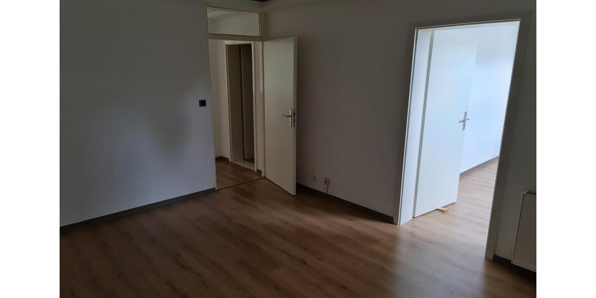 Erdgeschoßwohnung Bonn Hardtberg - 3 Zimmer, 84 m&sup2;, 195.000&euro; | Angebot:27251770