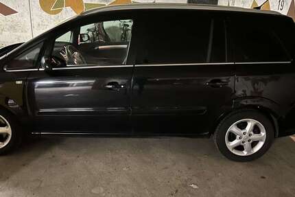 Opel Zafira 350.000 km 600 € Wesseling 50389