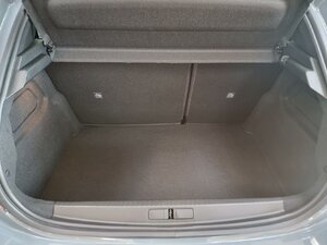 Opel Corsa Edition Komfortp. Techp. 9.521 km 20.940 € HAAN 42781