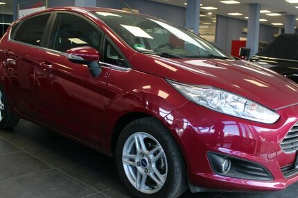 Ford Fiesta 1.6 TDCi Titanium 125.078 km 7.480 € Euskirchen 53881