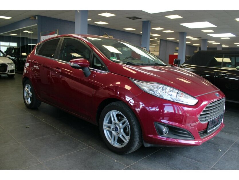 Ford Fiesta 1.6 TDCi Titanium 125.078 km 7.480 € Euskirchen 53881