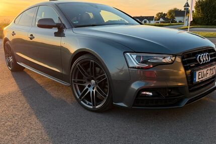 Audi A5 299.500 km 13.900 &euro; Bergisch Gladbach 51465