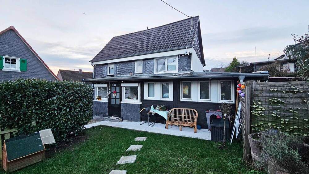 Mehrfamilienhaus, Wohnhaus Burscheid / Heddinghofen Burscheid - 2 Zimmer, 445 m&sup2;, 649.000&euro; | Angebot:25773837