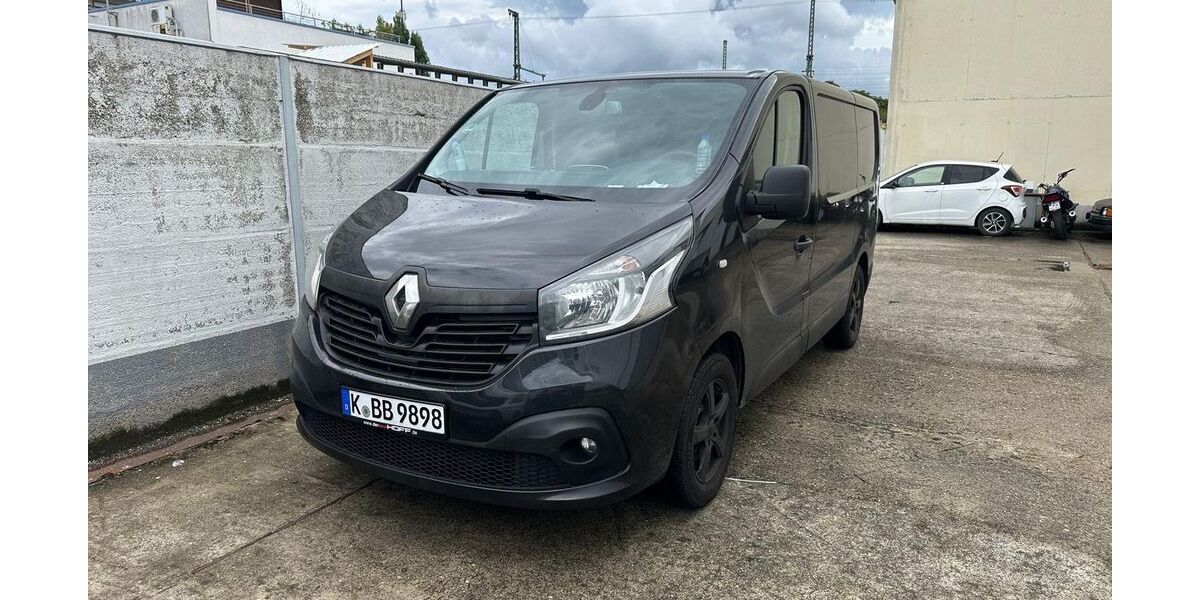 Renault Trafic 118.000 km 9.500 &euro; Köln 50827