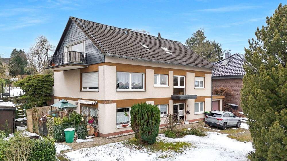 Mehrfamilienhaus, Wohnhaus Odenthal Hüttchen - 8 Zimmer, 251 m&sup2;, 399.000&euro; | Angebot:25387766