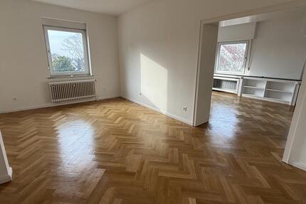 Wohnung Bergisch Gladbach Gronau - 5 Zimmer, 135 m&sup2;, 1.700&euro; | Angebot:24662303