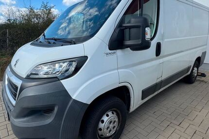 Peugeot Boxer 149.900 km 7.850 &euro; Bornheim 53332
