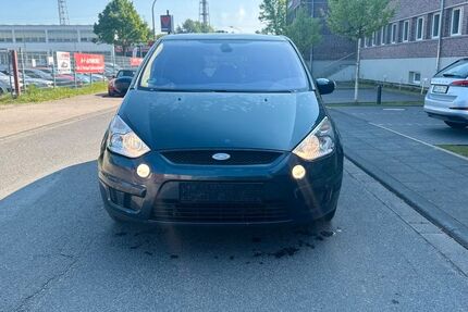 Ford S-Max 272.155 km 2.300 € Wesseling 50389