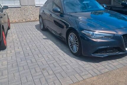 Alfa Romeo Giulia 145.000 km 12.000 &euro; Bergheim 50129