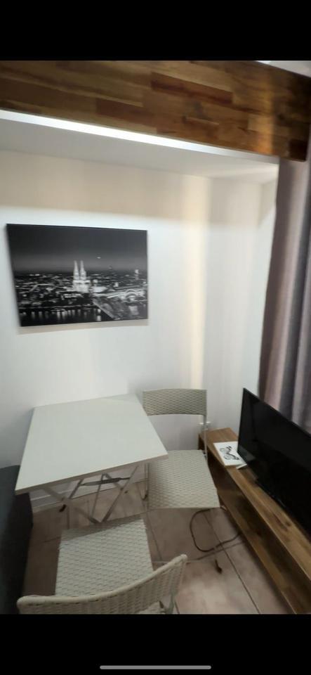 Möbliertes Apartment in Deutz - ideal für Pendler zimmer