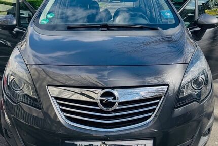 Opel Meriva 168.722 km 3.100 &euro; Köln 53721