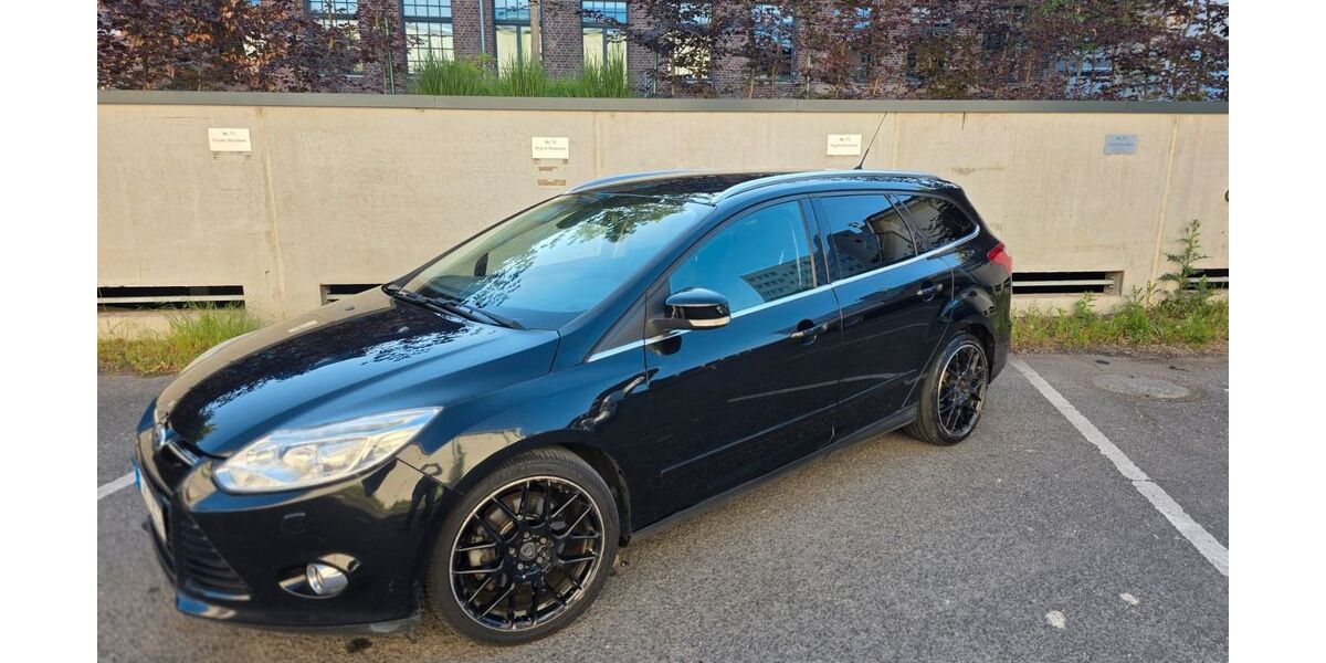 Ford Focus 202.600 km 4.700 &euro; Köln 50968
