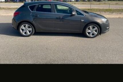 Opel Astra 76.000 km 9.700 &euro; Köln 51067